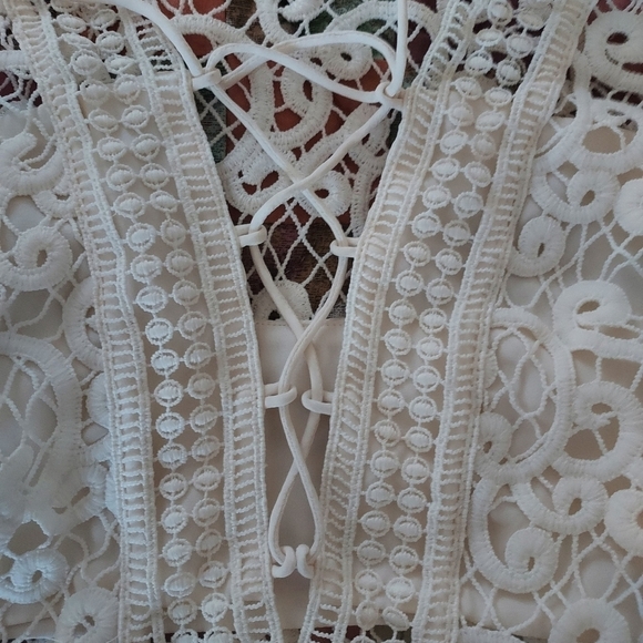 Express Crop Top - Picture 4 of 4